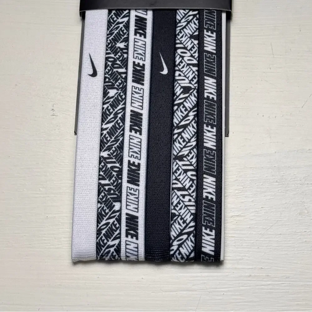 Nike  Six Pack Stretchy Athletic Sporty Black and White Headbands Set  NWT